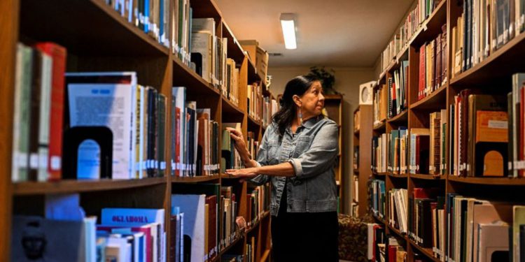 Nacionalni dobavljač koji je prodao knjige knjižnicama za upotrebu zajednice zatvara se nakon 200 godina