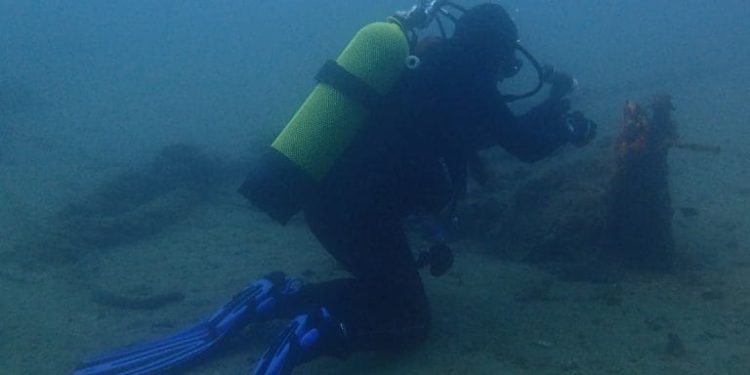 Najava izložbe “Naftni zapleti“ – rezultati umjetničkog istraživanja riječkog podmorja