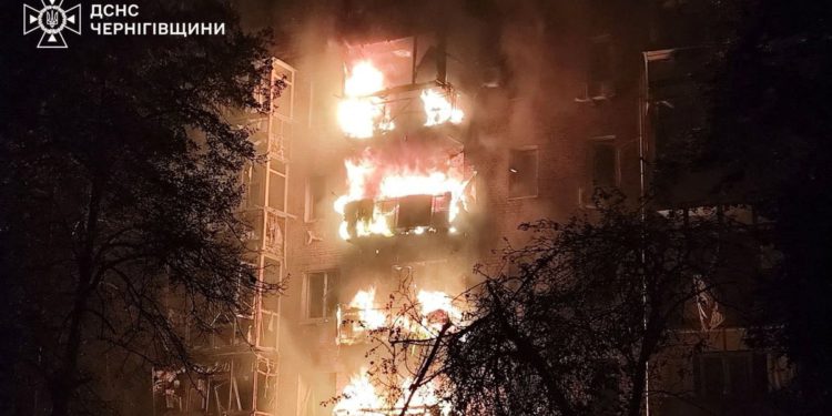 Najnoviji ukrajinsko-ruski rat: Ukrajinski gradovi utonuli su u mrak dok ruska baražna raketa gađa energetsku mrežu