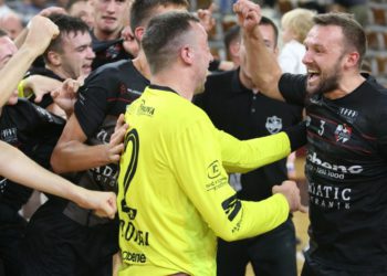 Nakon gostovanja u Vodicama, vodi Ardiaei. Samo se još jedan sastav može pohvaliti s učinkom kakav je na startu ostvarila momčad Damira Batinovića