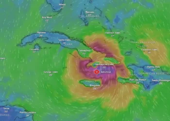 Nakon što je razorio Jamajku, uragan Melissa kreće prema Kubi