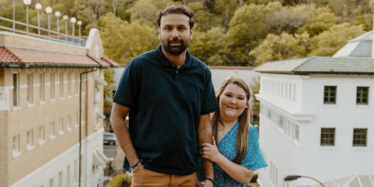 Nas policajci pogrešno su zarobili parfem indijskog migranta za drogu i bacio ga u zatvor na ledu. To mu je zauvijek promijenilo život