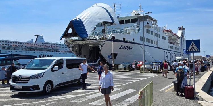 Nema razloga za paniku, rotacija se događa zbog remonta!