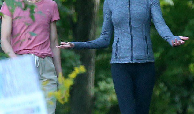 Nicole Kidman slikala se prvi put otkad se Keith Urban razvodi … dok prijatelji dijele brutalne nove detalje o svom ‘poniženju’ i zašto je napokon ‘postao umoran’