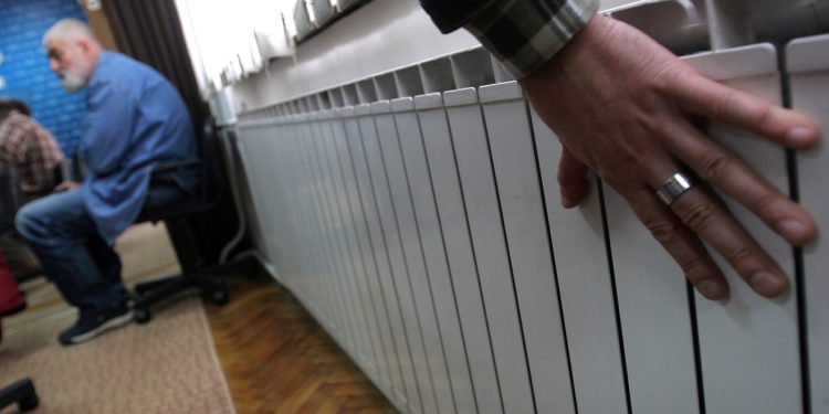 Nisu plaćali režije pa im je isključio struju i vodu: Pazite kakvu kaznu je dobio