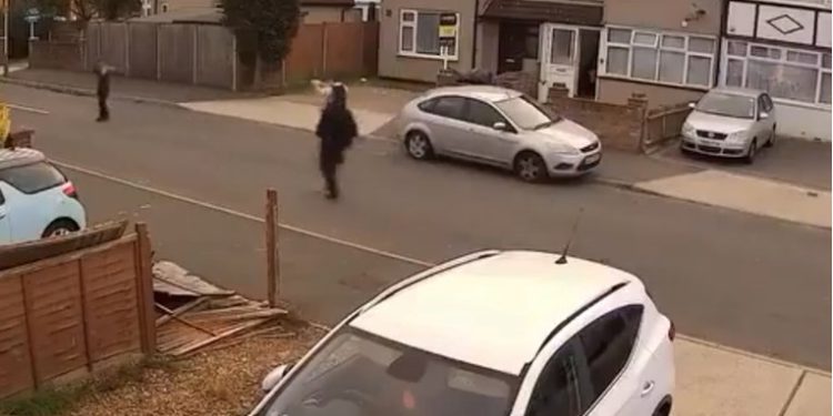 Novi horor u Europi, Afganistanac smaknuo muškarca koji je šetao psa