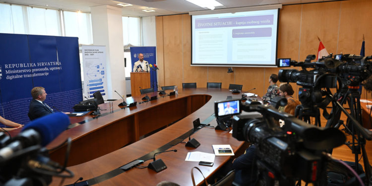 Novinarka priznala kako su lagali narod: ‘Sve to smo izmislili, priča je lažna’