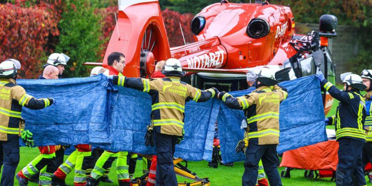 Novoizabrani njemački gradonačelnik izboden je usred rastućeg političkog nasilja