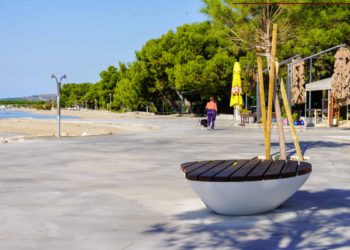 OMILJENO KUPALIŠTE Nova urbana oprema na šibenskoj Jadriji