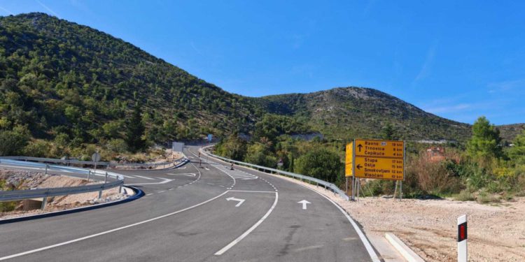 Obilaznica sela Mravinca završena. Kad će biti puštena u promet?