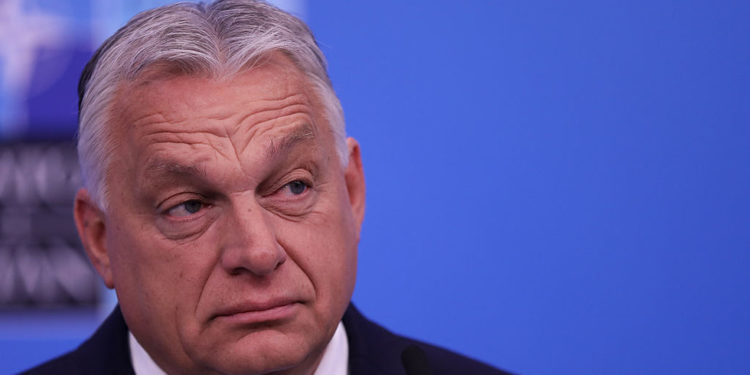 Orban otkrio zašto će Mađarska biti domaćin summita Putin-Trump — RT World News
