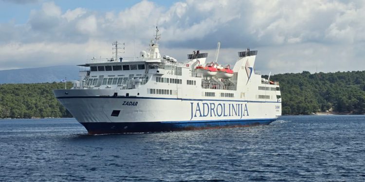 Otok Hvar redovito izvlači deblji kraj u odnosu na Brač