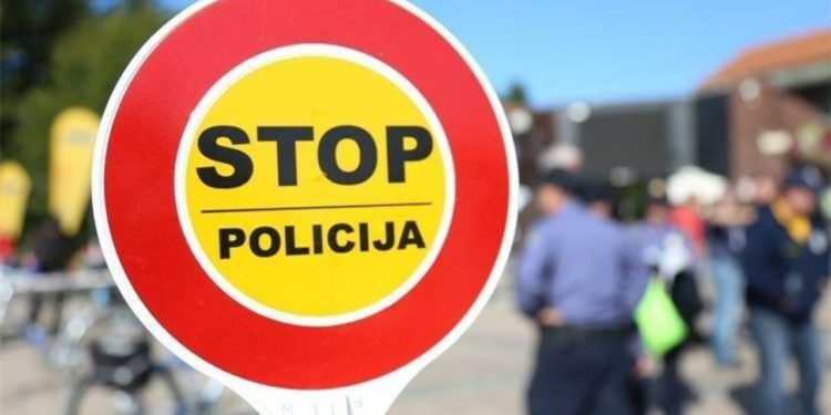 Ovo je vozač koji je za vikend ‘popio’ najveću kaznu. Pročitajte koje je sve gluposti napravio na cesti