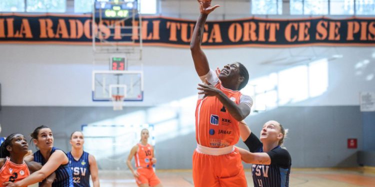 Pobjeda Šibenčanki na otvaranju domaćeg prvenstva, Bralićeve djevojke sve riješile u prvoj dionici