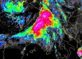 Poplave potopile ulice, vjetar čupao stabla: ‘Stiže novi nalet, nema smirivanja’