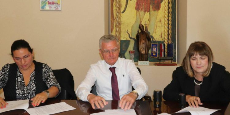 Potpisan ugovor koji regulira plaće u šibenskim vrtićima: ‘Ne brinemo samo u objektima, nego i o ljudima’