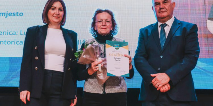 Požeško-slavonska županija nagradila najuspješnije učenike i odgojno-obrazovne djelatnike