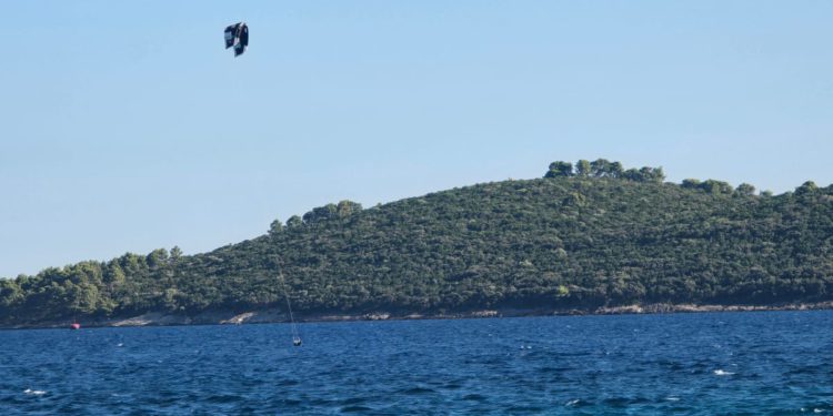 Pretežno suha i toplija srijeda, na Jadranu i sunčana, ali uz vjetar