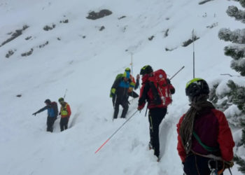 Prijatelji se opraštaju od mladih planinara koji su stradali u Sloveniji