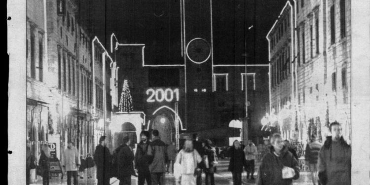 Prisjetite se milenijske 2000. godine kojom smo ušli u 21. stoljeće kroz naslovnice Dubrovačkog vjesnika