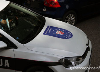 Prometna nesreća u Širokom Brijegu, vozač izgubio kontrolu nad vozilom i udario u betonski stup