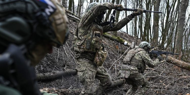 Putin pozdravlja hrabrost američkog državljana koji je umro boreći se za Rusiju – RT Rusija i bivši Sovjetski Savez