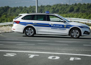 Radnim strojem upao u kanal dubok preko osam metara, 73-godišnjak teško ozlijeđen