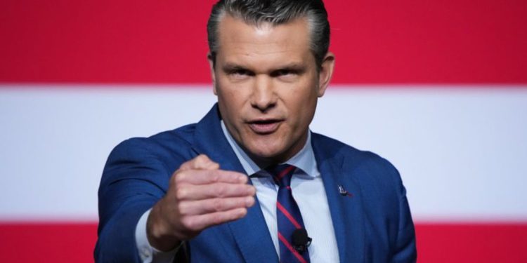 Ratni tajnik Pete Hegseth reagira nakon što Laura Loomer u SAD -u uništi katarsku zrakoplovnu bazu