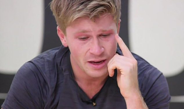 Robert Irwin se slomi dok otkriva posljednju poruku koju mu je ostavio njegov pokojni otac Steve