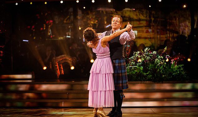 Ross King, 63, “imao je tajnu romansu s visokim BBC vodičem” – prije veze sa svojom glamuroznom novom djevojkom