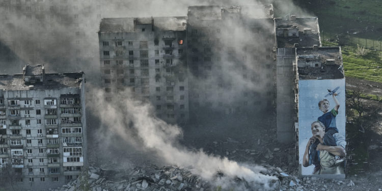 Rusi pokrenuli najveću kampanju bombardiranja Ukrajine od početka rata: Ovo su ‘vrata pakla’