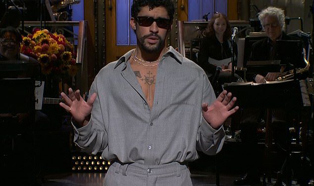 SNL monolog Bad Bunnyja srušio je Jon Hamm dok reper zabavlja u svom virusnom koncertnom isječku Portorika
