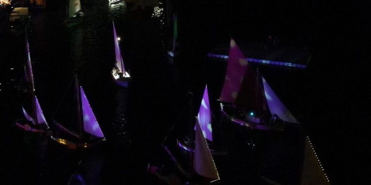 SPLIT PLEŠE S MOREM Valcer pod jedrima: Ples mora, svjetla i zajedništva