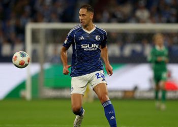 Schalke, Katic spašava život u Grodowskiju nakon sukoba s Kariusom