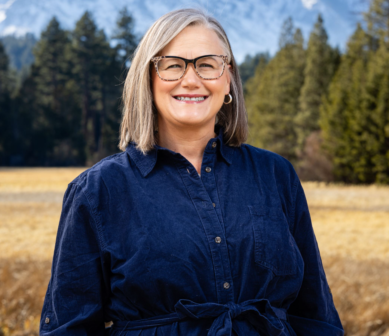 Gradonačelnica Južnog jezera Tahoe Tamara Wallace priznala je u pismu da je pronevjerila sredstva iz crkve u kojoj je radila i rekla da je njezina krivnja potaknula da pokuša samoubojstvo