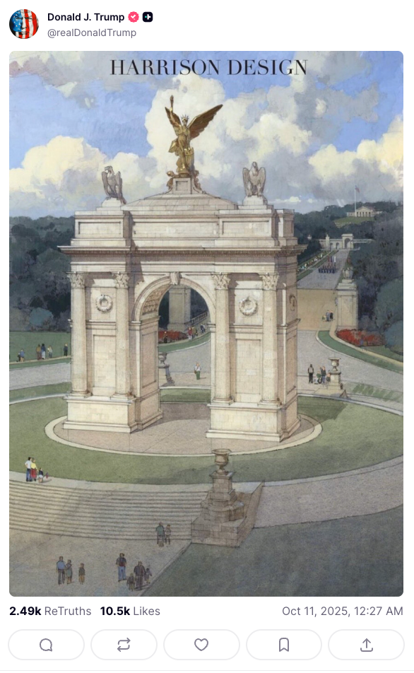 Prikazivanje je privuklo usporedbu društvenih medija s nacističkim arhitektom Albertom Speerom