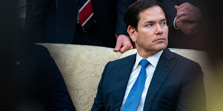 Sindikati tuže Trumpovu administraciju zbog praćenja društvenih medija vlasnika vize