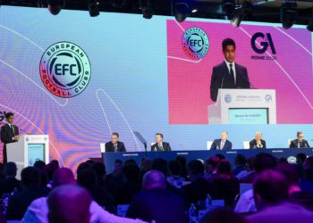 Skupština EFC -a: Pompa, mantra prihoda i nezadovoljstvo mališana