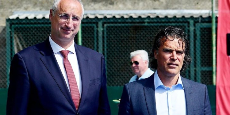 Slobodna Dalmacija – Dok traje istraga afere Hipodrom, čovjek od povjerenja Ivice Puljka preuzima veliku zagrebačku ustanovu? Čeka se objava