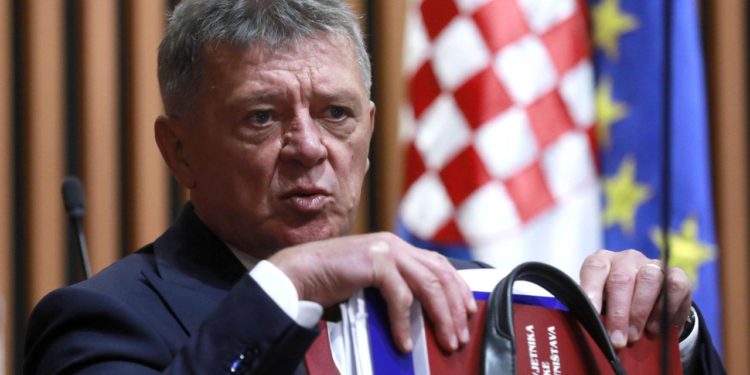 Slobodna Dalmacija – Doznajemo: Turudić smijenio općinskog državnog odvjetnika u Splitu! Saznali smo razlog, spominje se Thompson, Danka…