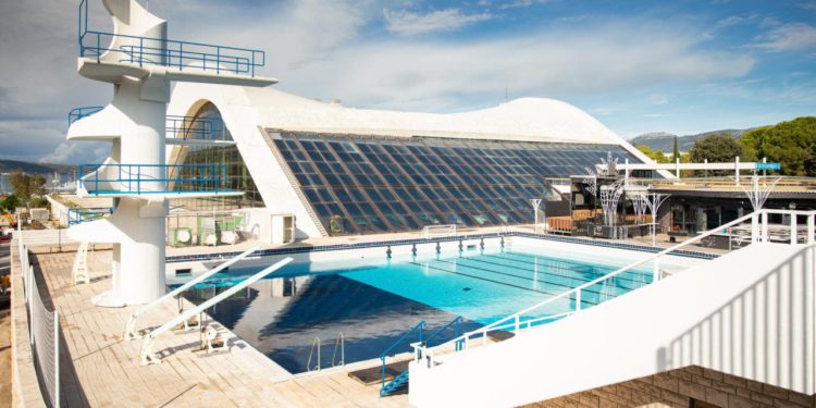 Slobodna Dalmacija – Evakuacija na bazenu u Poljudu! Plinovi su krenuli prema olimpijskom bazenu sa stotinjak korisnika, djeca se žalila…