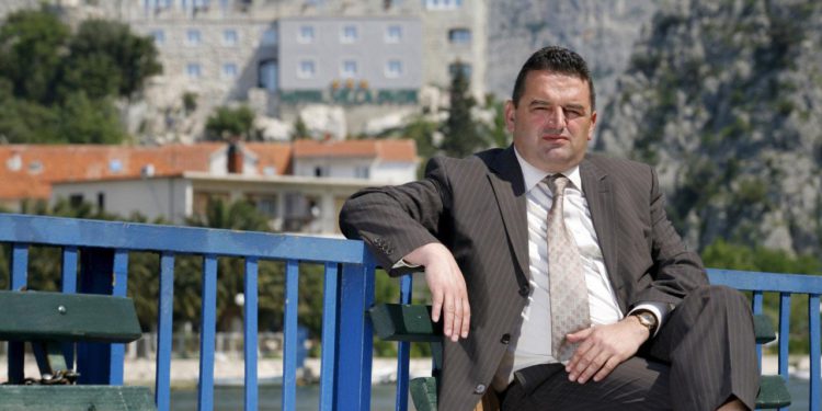 Slobodna Dalmacija – Evo novih kreveta za splitske starce; Županija uložila novac u madrace, oni koji su ušli u dom barem će bolje spavati…