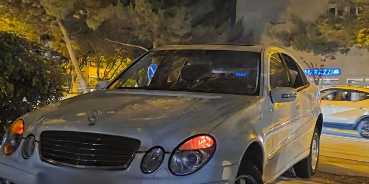 Slobodna Dalmacija – FOTO Ajme! Pogledajte što se ovom vozaču dogodilo večeras u Splitu, ovo očito nije očekivao…; ‘Žuri mu se na Sevku?’