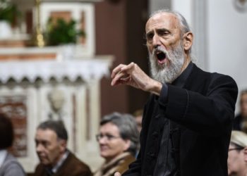 Slobodna Dalmacija – Gradski zbor ‘Brodosplit’ i maestro Sunko počastili Sinjane kantatom Gospi Sinjskoj u papinskoj bazilici