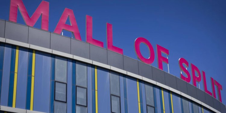 Slobodna Dalmacija – Izbila tučnjava u Mallu of Split: ‘Vidi ovih redikula danas, potukla se dvojica…‘; Oglasili se iz centra…