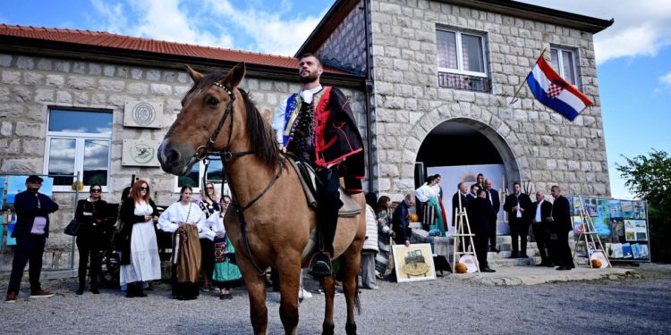 Slobodna Dalmacija – Marko Žaja ostao zatečen u kraju pred vratima Splita: ‘Ja sam iskreno osupnut ovim predivnim ambijentom’