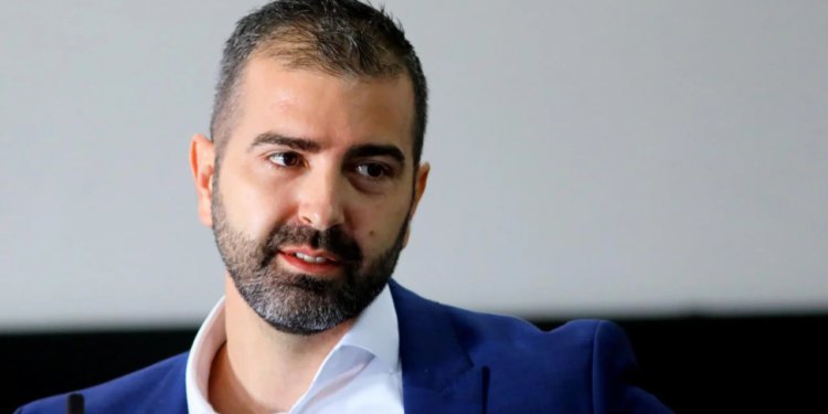 Slobodna Dalmacija – Matijević i moćni HDZ-ovac viđeni u restoranu; novinaru odbrusio: ‘A gdje su tvoja druženja i peke s Bojanom’