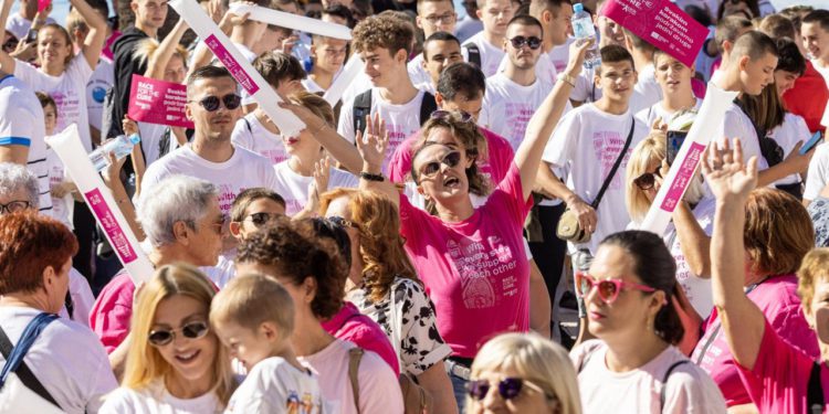 Slobodna Dalmacija – ‘Moja priča kreće početkom prošlog ljeta; mamografija, UZV, punkcija, biopsija i eto ti trostruko negativnog podstanara’