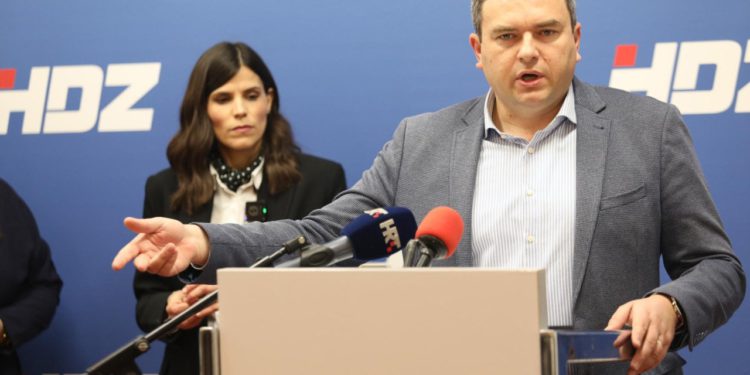 Slobodna Dalmacija – Mustapić Glibota i Brkan u utrci za šefa makarskog HDZ-a: ‘Za naše vladavine nije bilo straha, podjele ni represije’