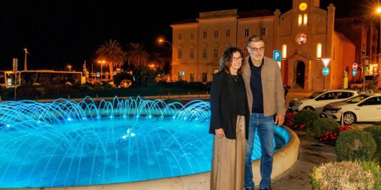 Slobodna Dalmacija – Na Rivi obilježen Međunarodni dan svjesnosti o mucanju, došao i Slaven Bilić: ‘Ti misliš da svi o tome bruje, ali…’